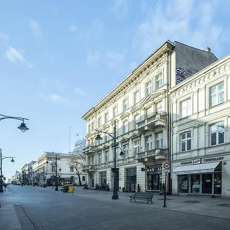 Piotrkowska 71 *