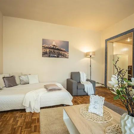 Piotrkowska 71 * Łódź